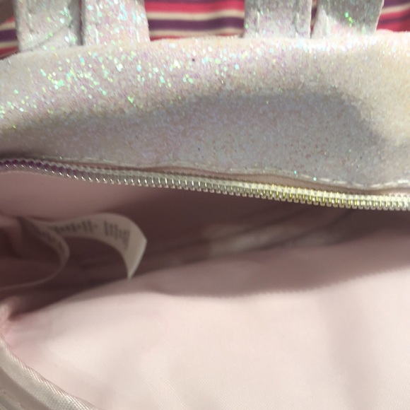 Shiny back pack with colours.14$ - Picture 4 of 4